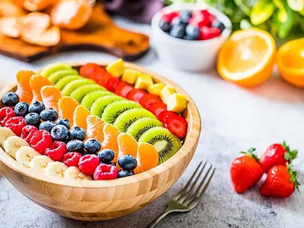 تغذیه مناسب عمل جراحی بینی تغذیه مناسب عمل جراحی بینی چه غذاهایی را می توان بعد از عمل بینی خورد